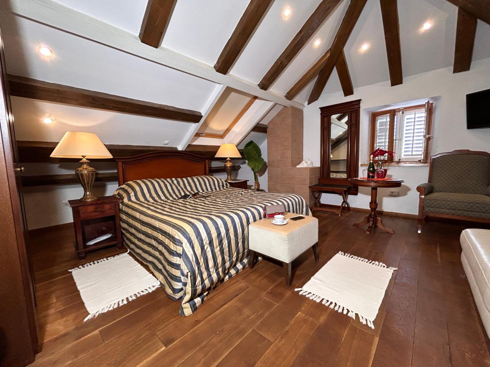 Villa Anica Dubrovnik - Luxurious With A Sea View ภายนอก รูปภาพ